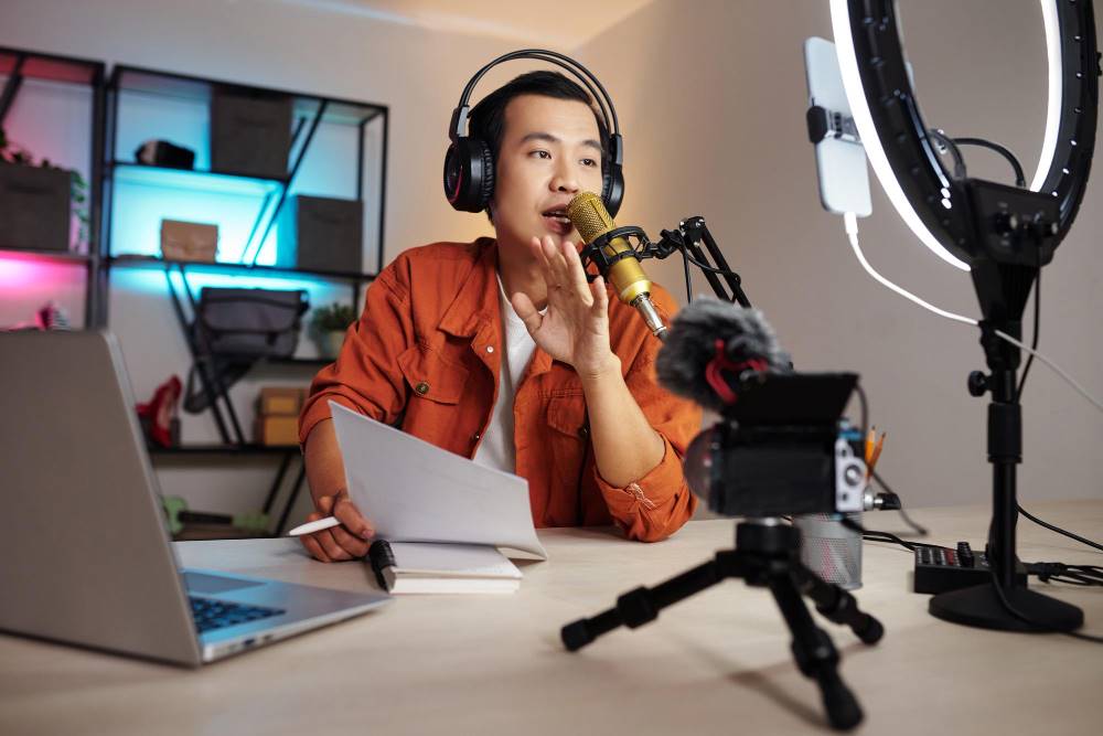 Apa Itu Pembuat Konten / Content Creator?